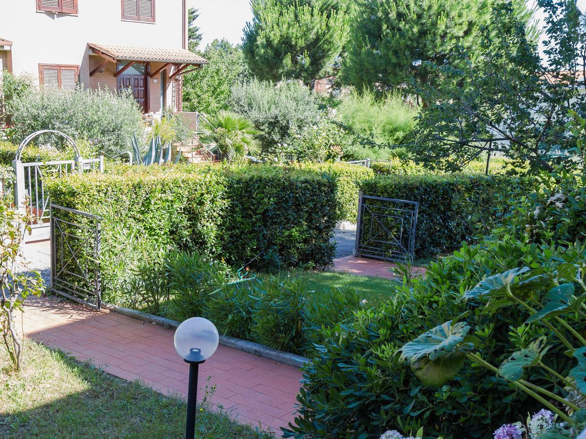 Hotel Il Sestante Civitanova Marche Exterior foto